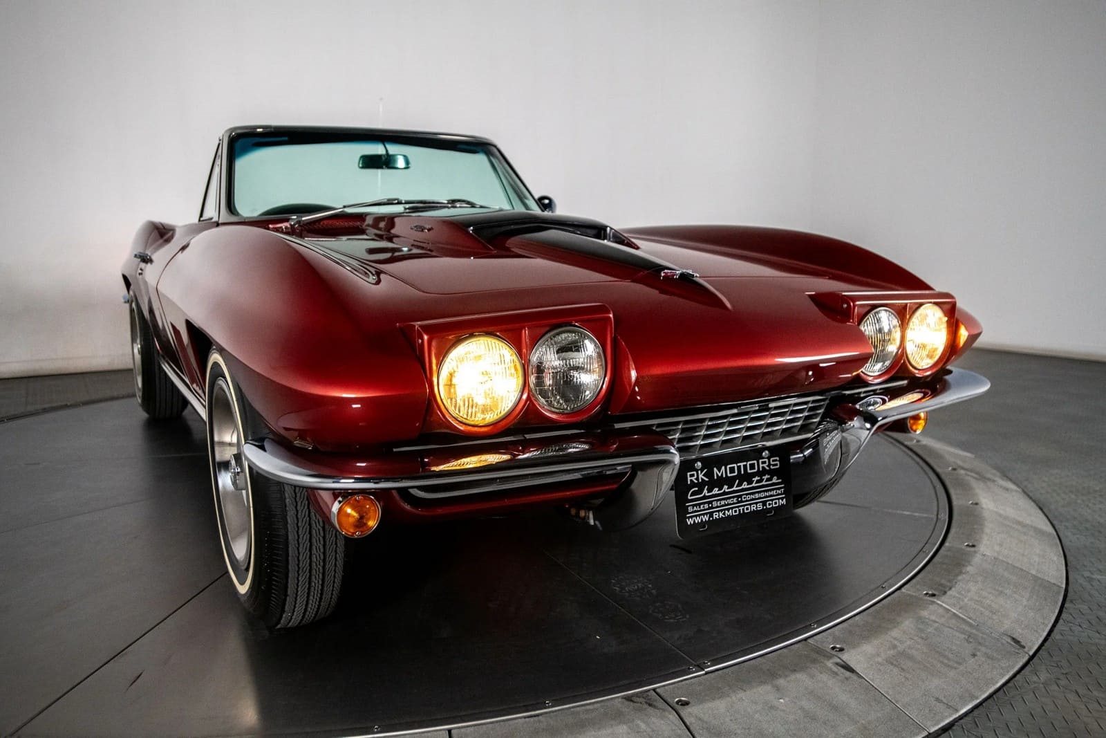 1967 - CHEVROLET CORVETTE CONVERTIBLE MARLBORO MAROON, foto 7