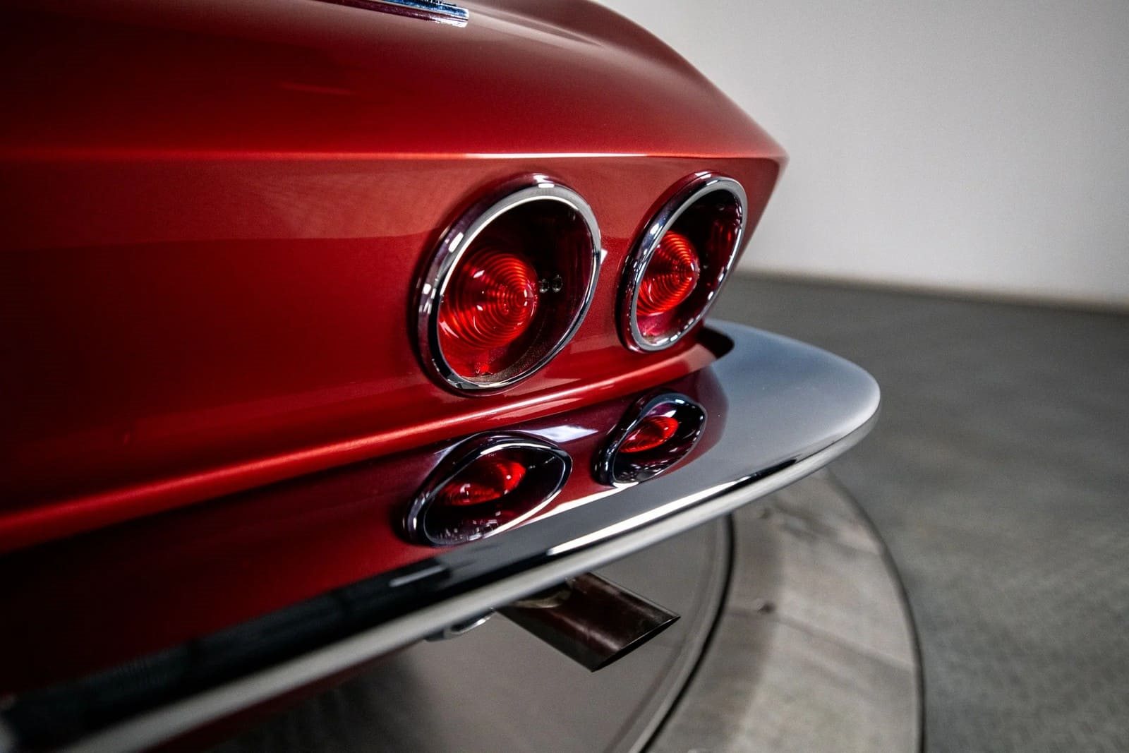 1967 - CHEVROLET CORVETTE CONVERTIBLE MARLBORO MAROON, foto 18