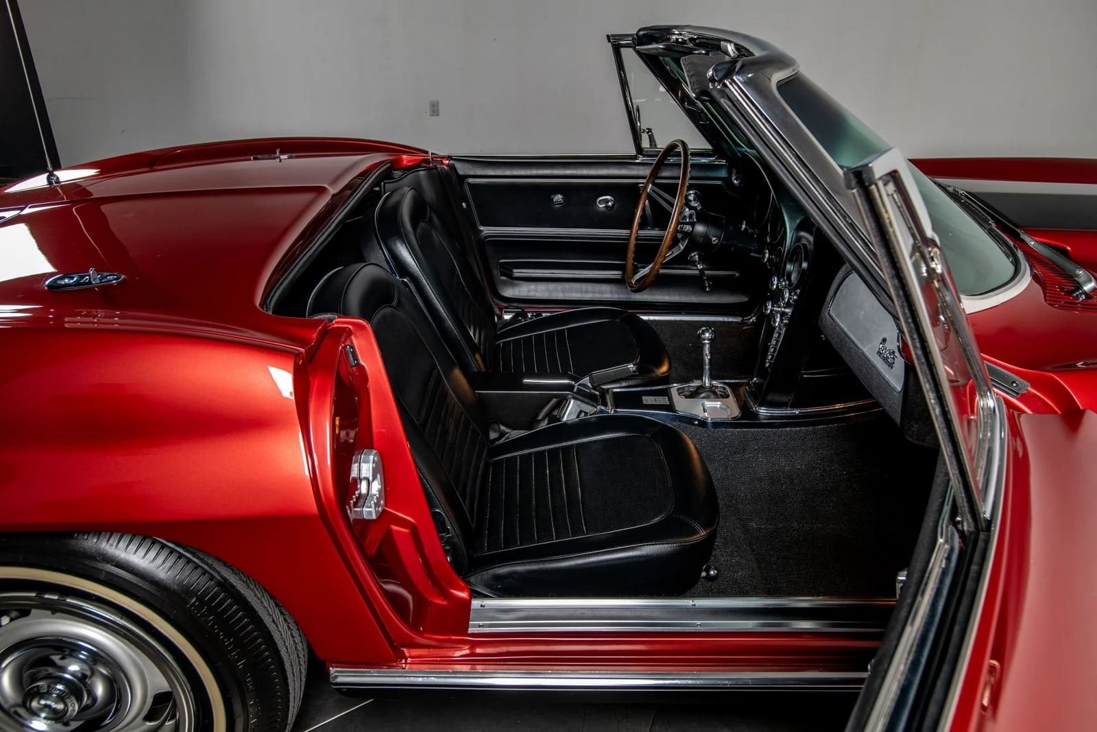 1967 - CHEVROLET CORVETTE CONVERTIBLE MARLBORO MAROON, foto 36