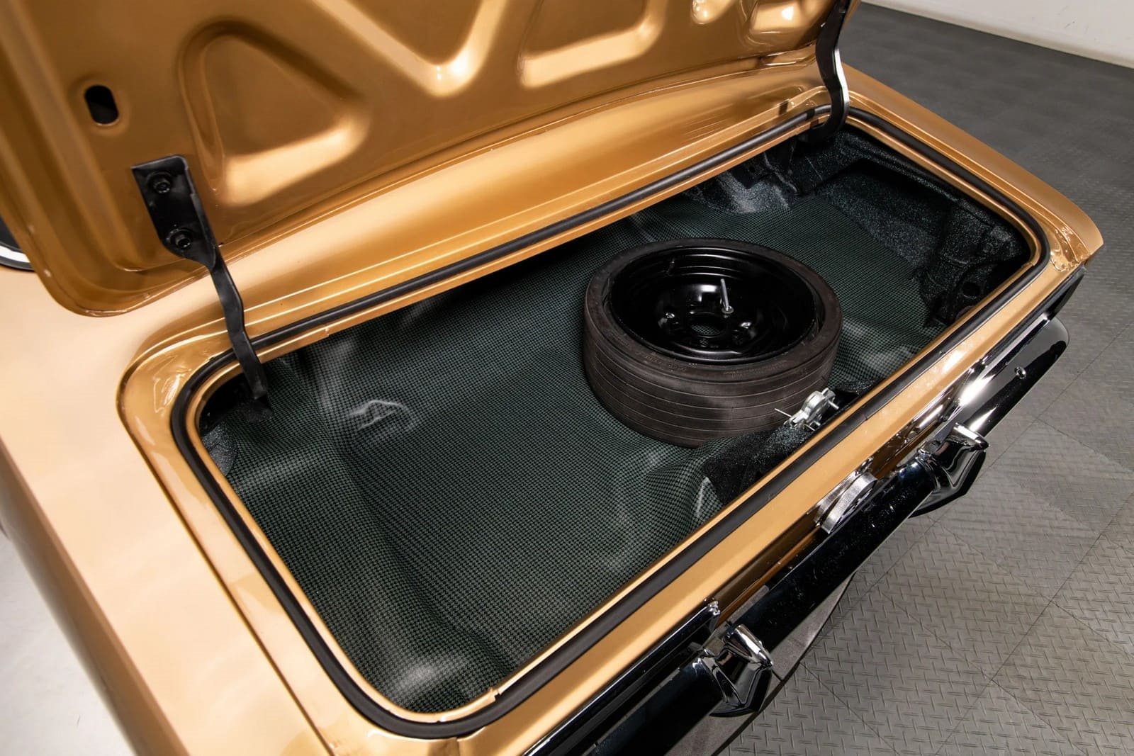 1967 - CHEVROLET CAMARO RS/SS CONVERTIBLE GRANADA GOLD, foto 31
