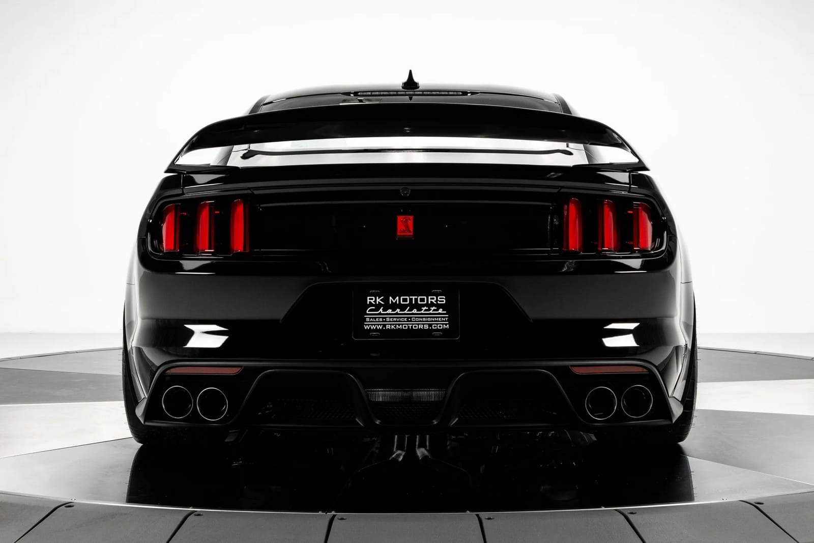 2020 - FORD MUSTANG SHELBY GT350R SHADOW BLACK, foto 10