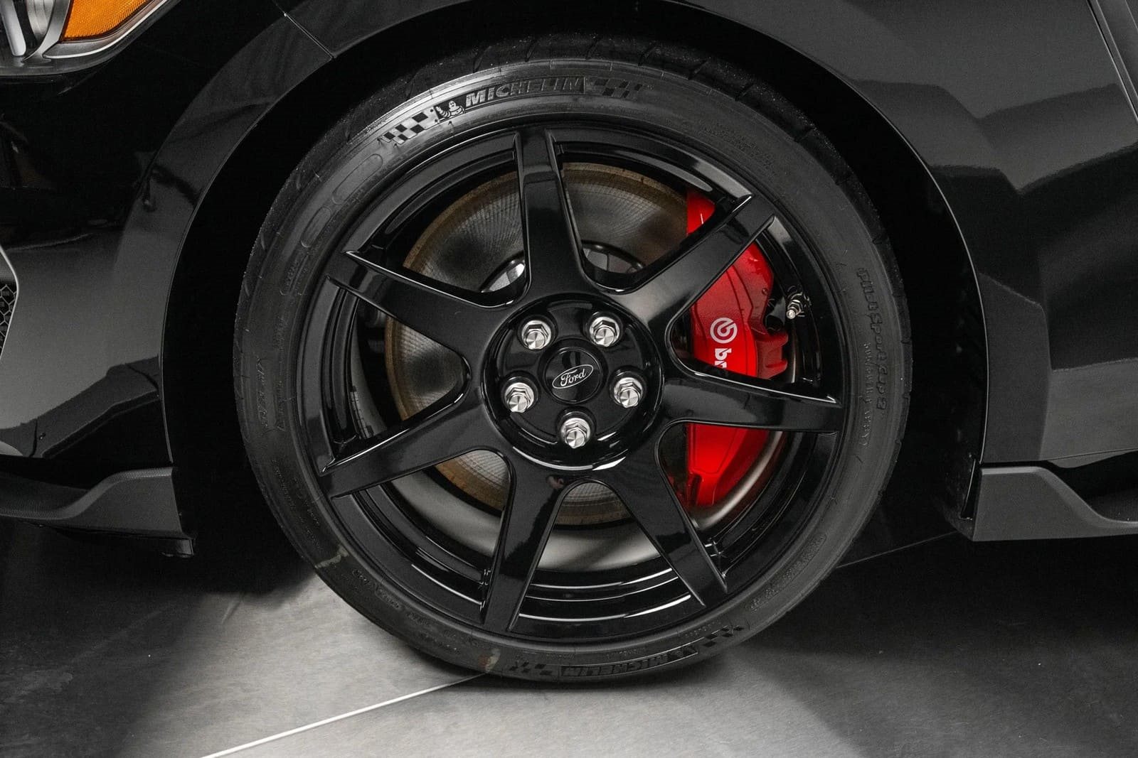 2020 - FORD MUSTANG SHELBY GT350R SHADOW BLACK, foto 25