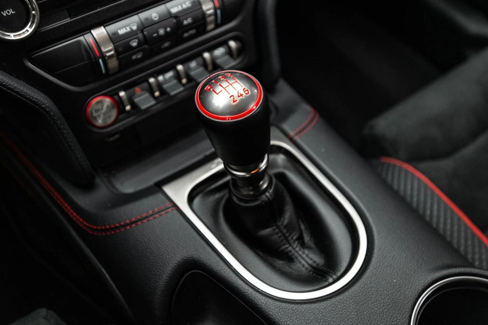 2020 - FORD MUSTANG SHELBY GT350R SHADOW BLACK, foto 35