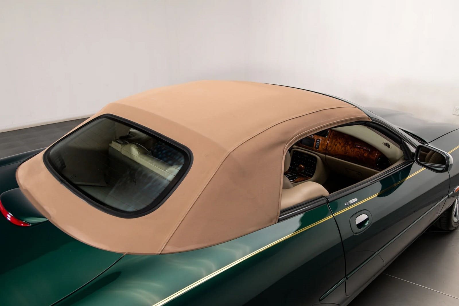 2003 - JAGUAR XK8 CONVERTIBLE GREEN, foto 9