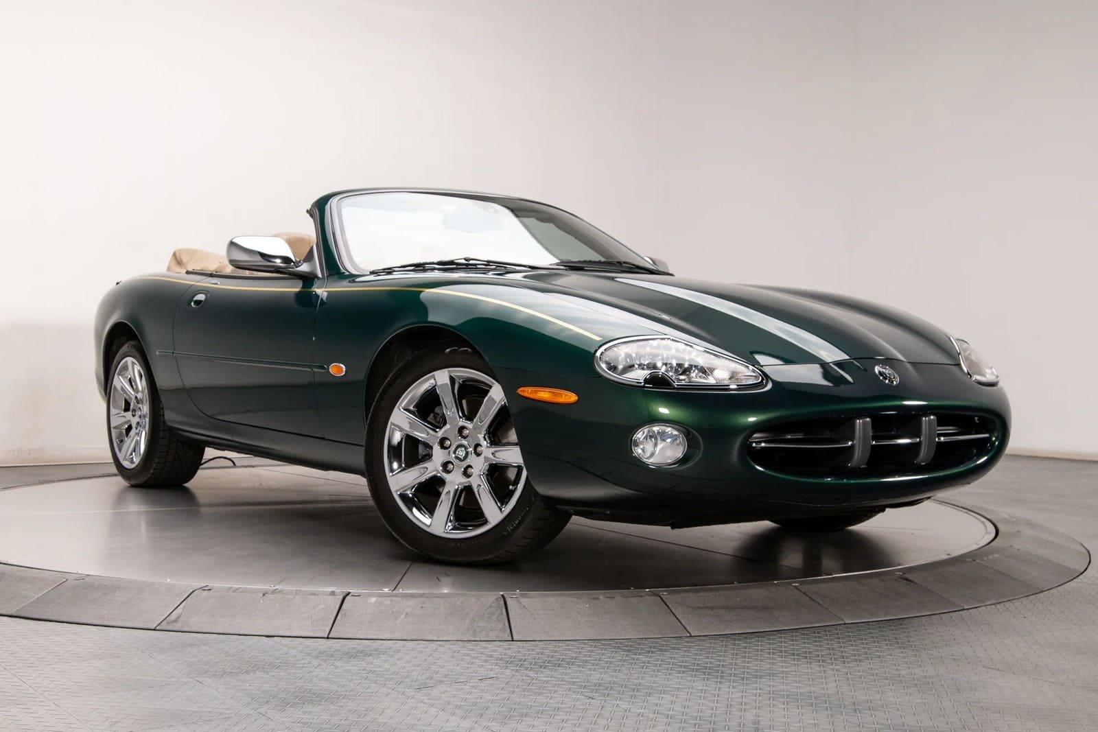2003 - JAGUAR XK8 CONVERTIBLE GREEN, foto 11