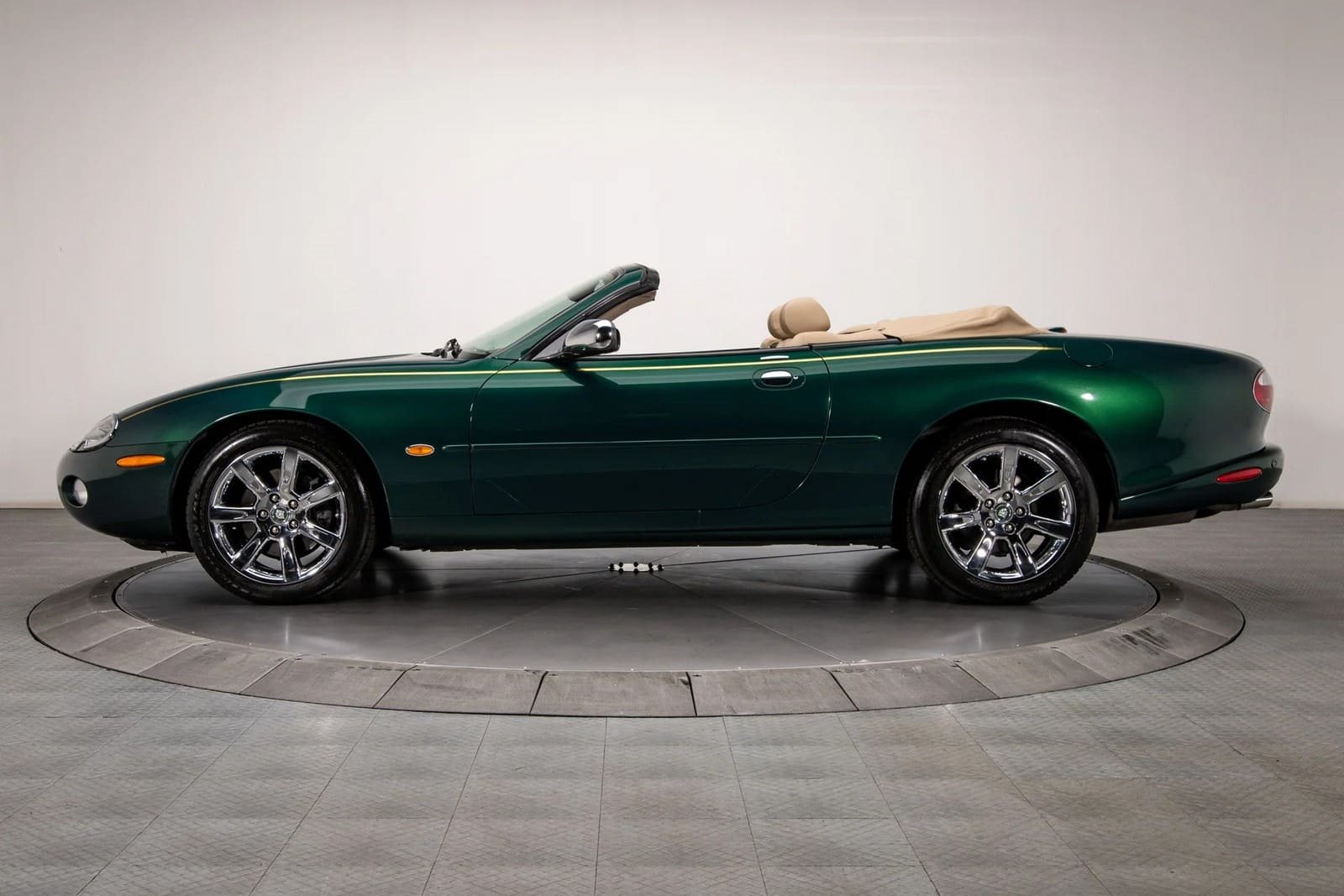 2003 - JAGUAR XK8 CONVERTIBLE GREEN, foto 14