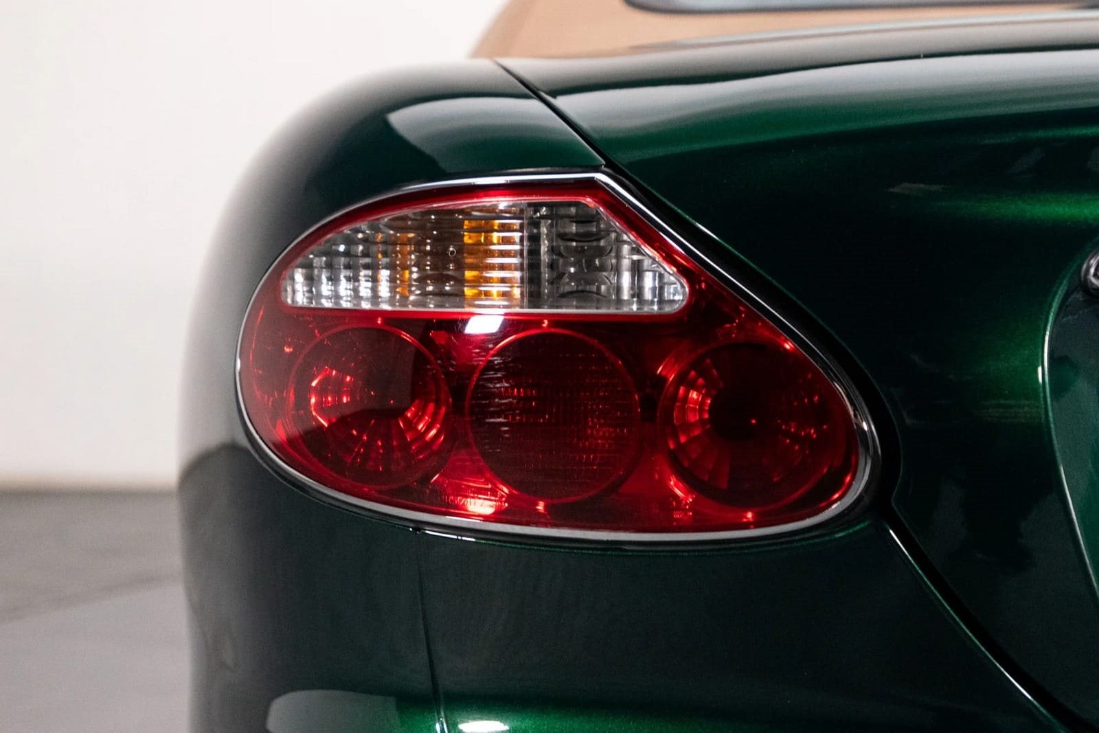 2003 - JAGUAR XK8 CONVERTIBLE GREEN, foto 20