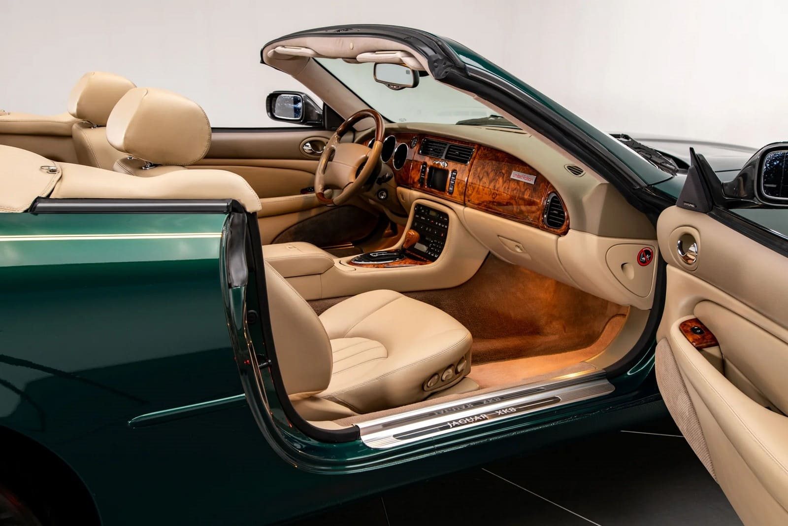 2003 - JAGUAR XK8 CONVERTIBLE GREEN, foto 43