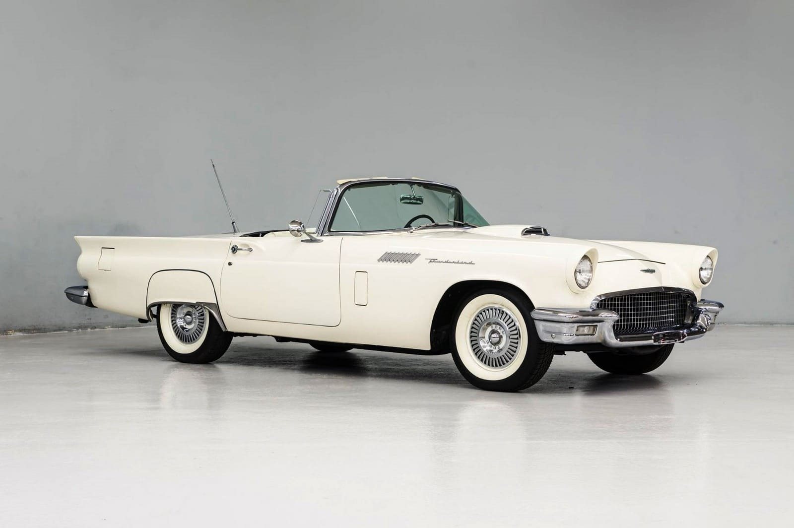 1957 - FORD THUNDERBIRD COLONIAL WHITE, foto 32