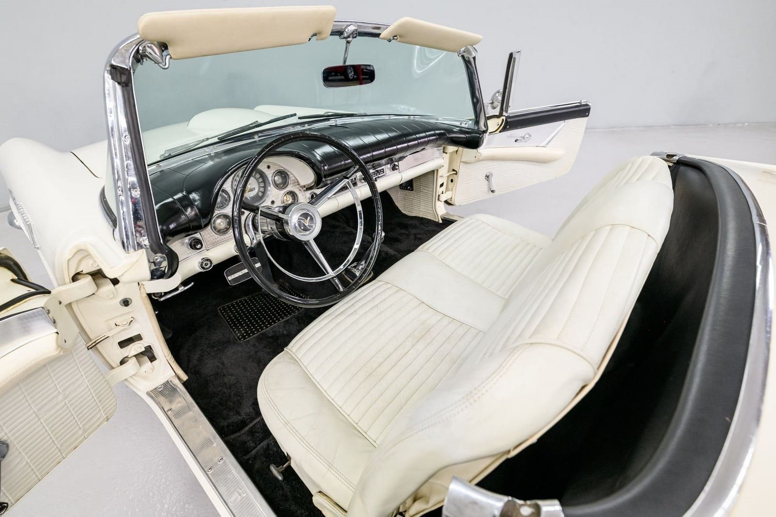 1957 - FORD THUNDERBIRD COLONIAL WHITE, foto 45