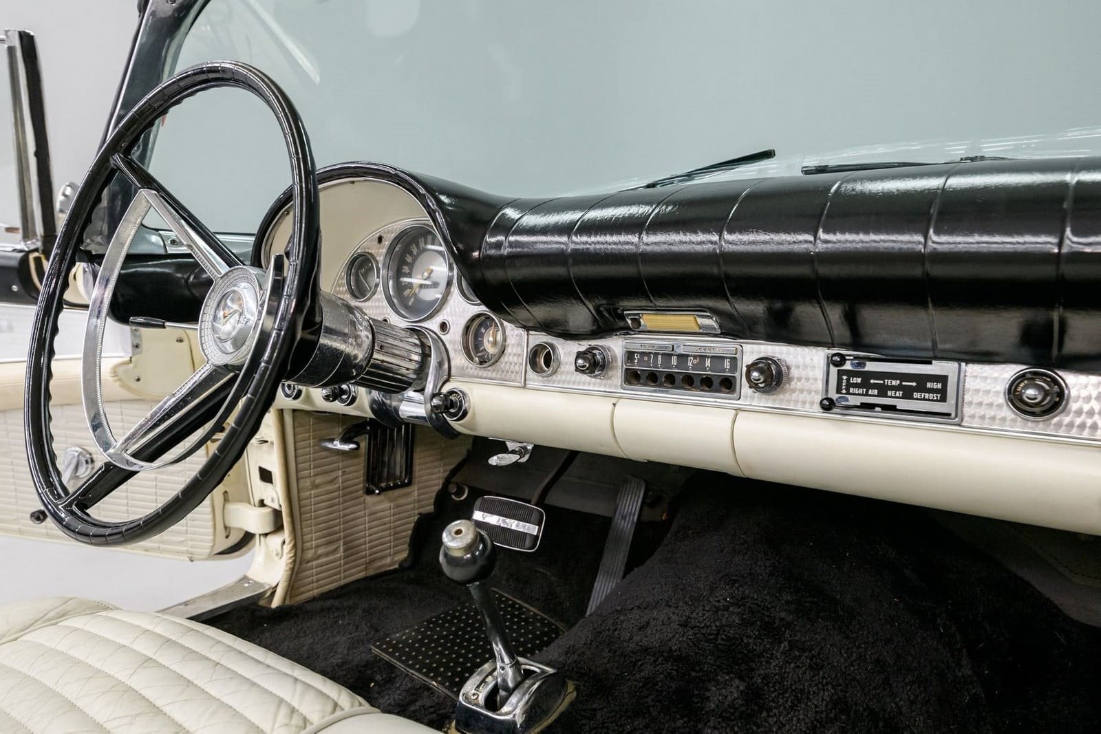 1957 - FORD THUNDERBIRD COLONIAL WHITE, foto 48