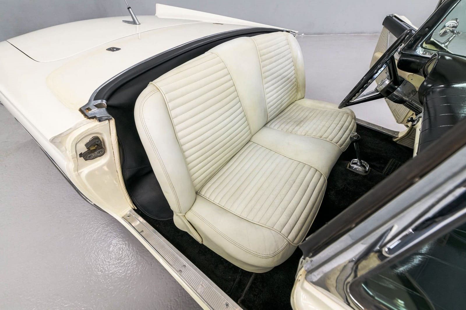 1957 - FORD THUNDERBIRD COLONIAL WHITE, foto 80