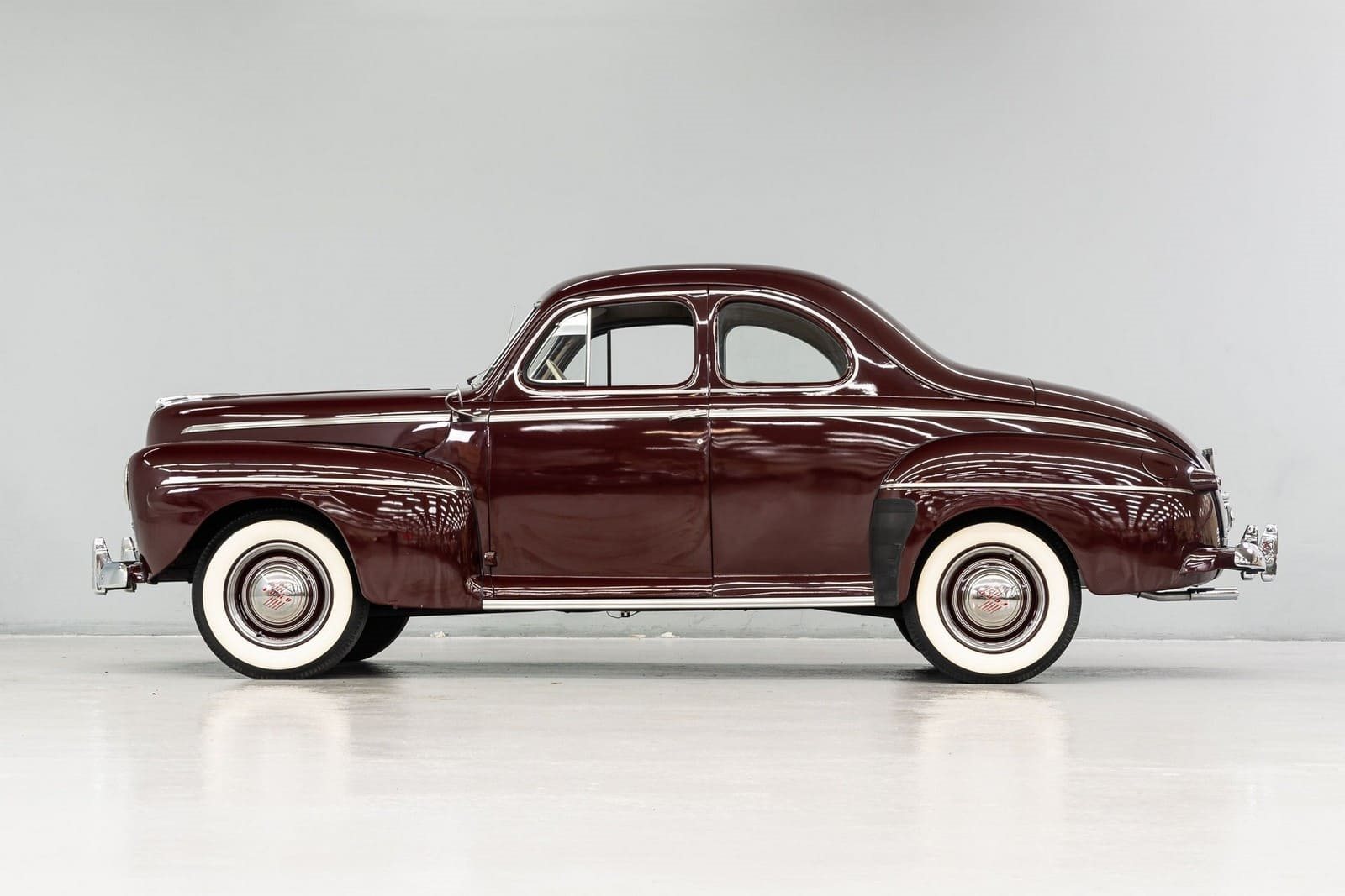 FORD SUPER DELUXE COUPÉ, foto 2