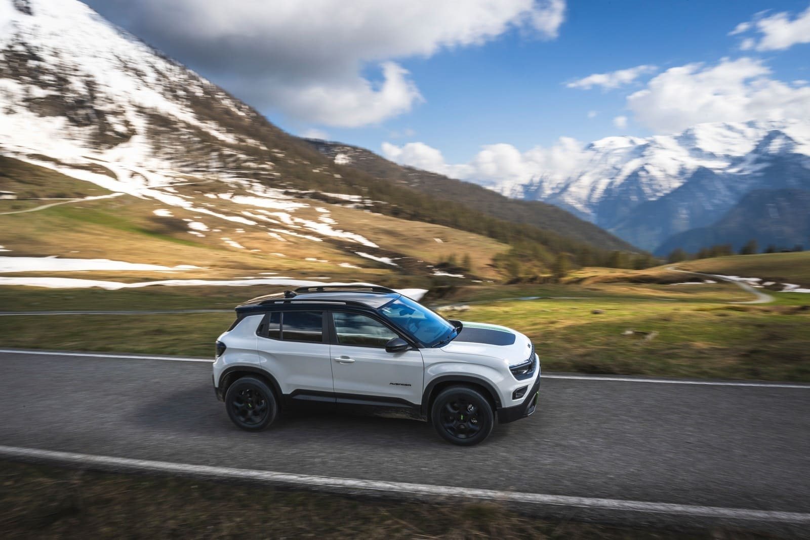 2025 - JEEP AVENGER 4xe, foto 17