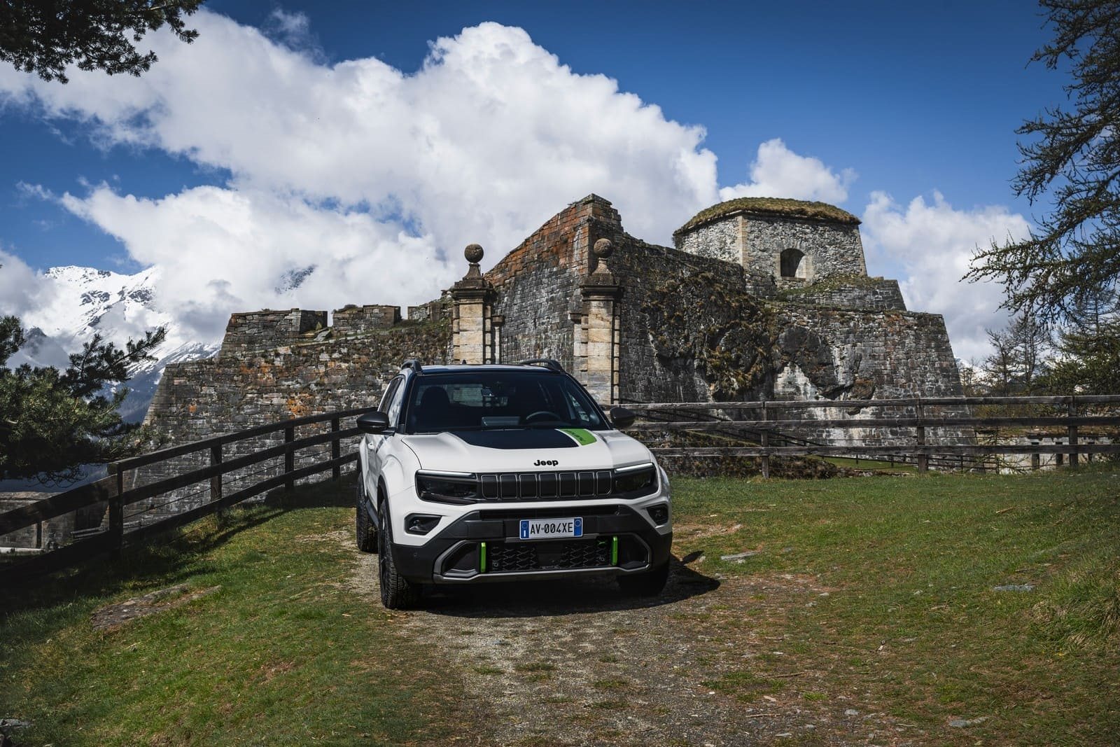 2025 - JEEP AVENGER 4xe, foto 23
