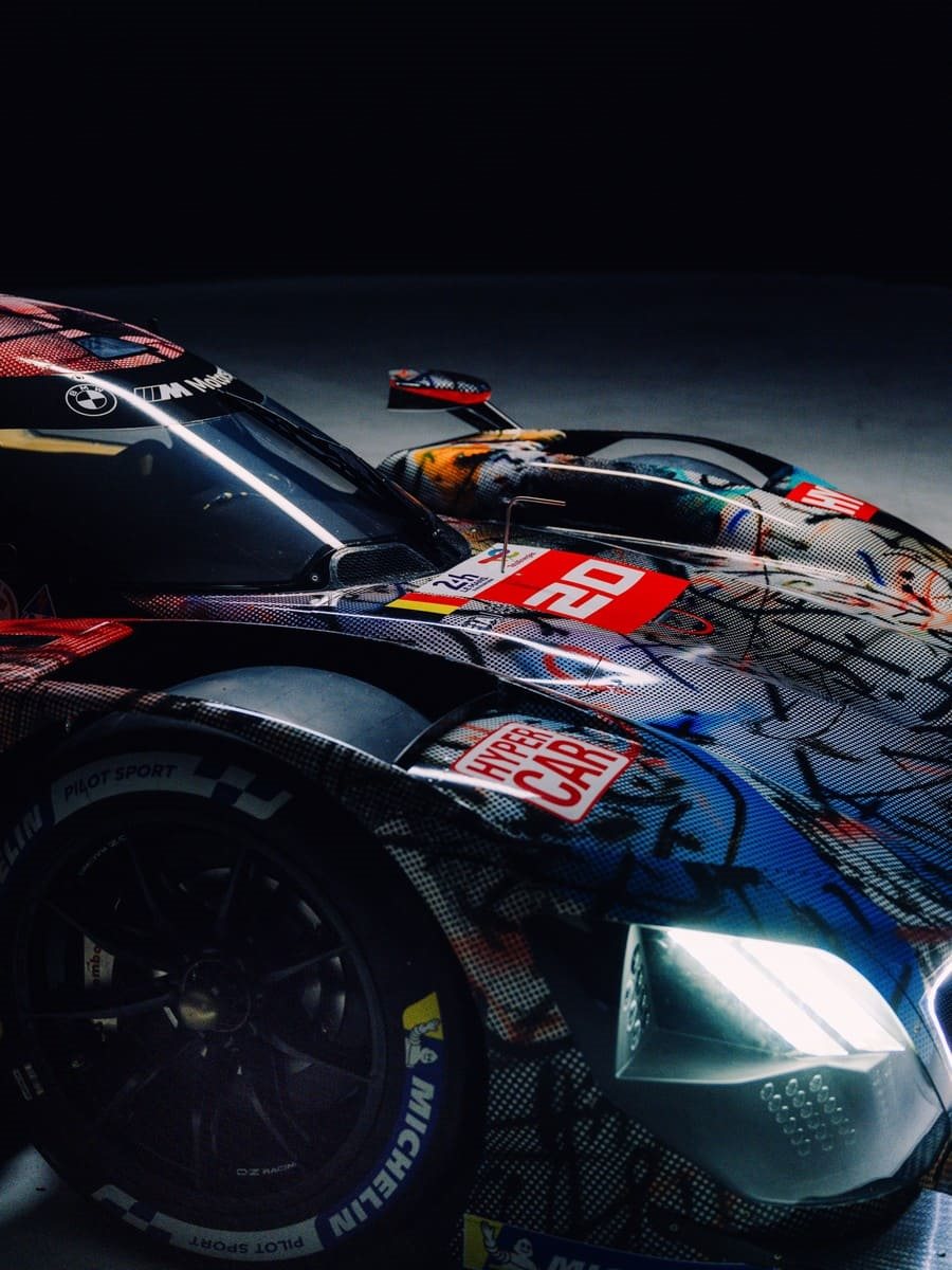 BMW M HYBRID V8 ART CAR BY JULIE MEHRETU, foto 19