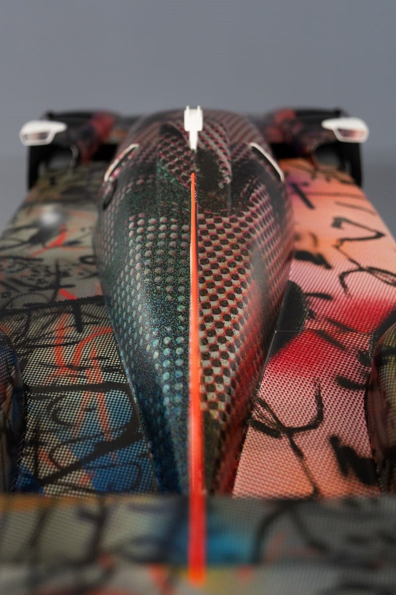 BMW M HYBRID V8 ART CAR BY JULIE MEHRETU, foto 35