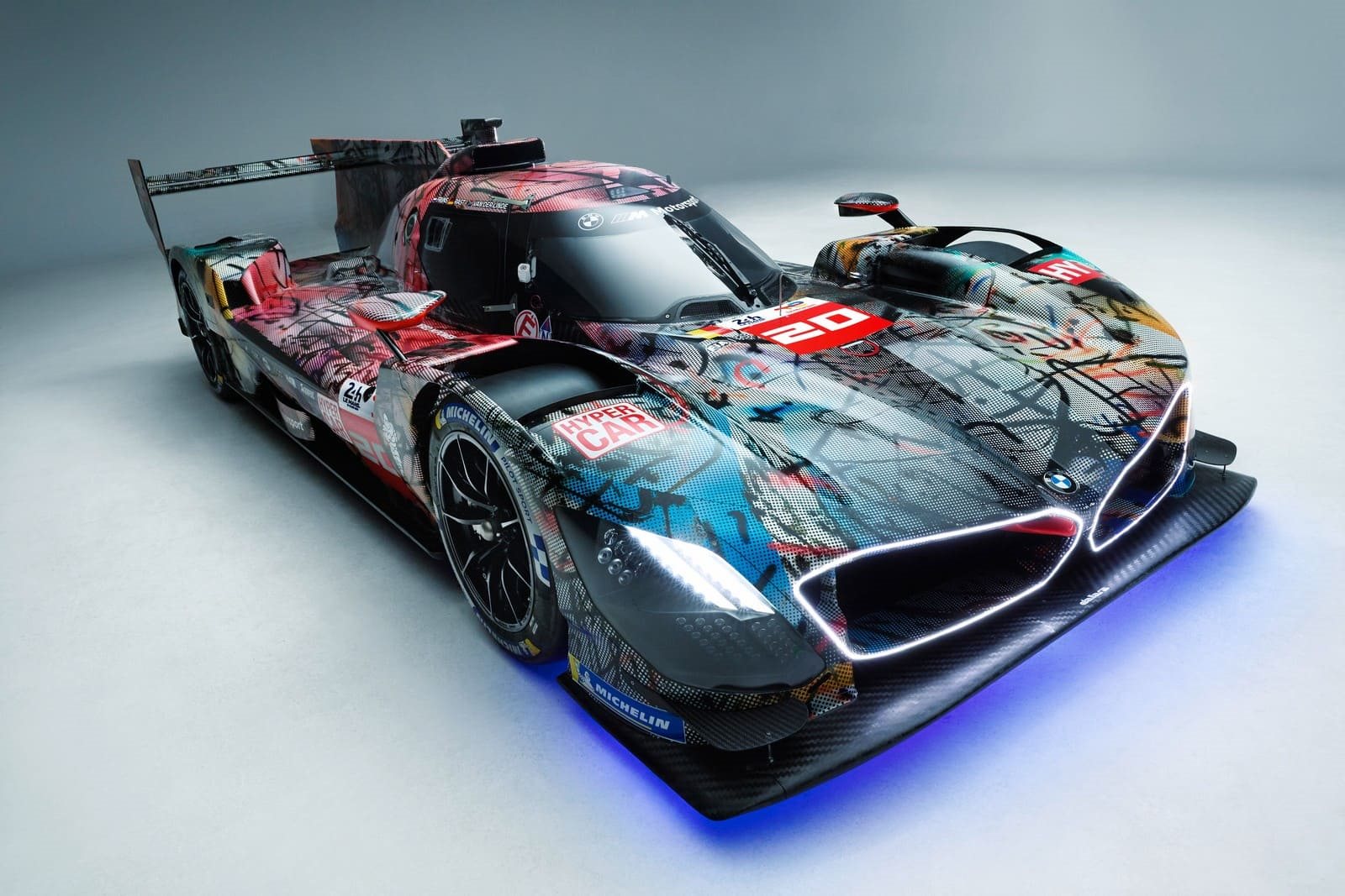 BMW M HYBRID V8 ART CAR BY JULIE MEHRETU, foto 54
