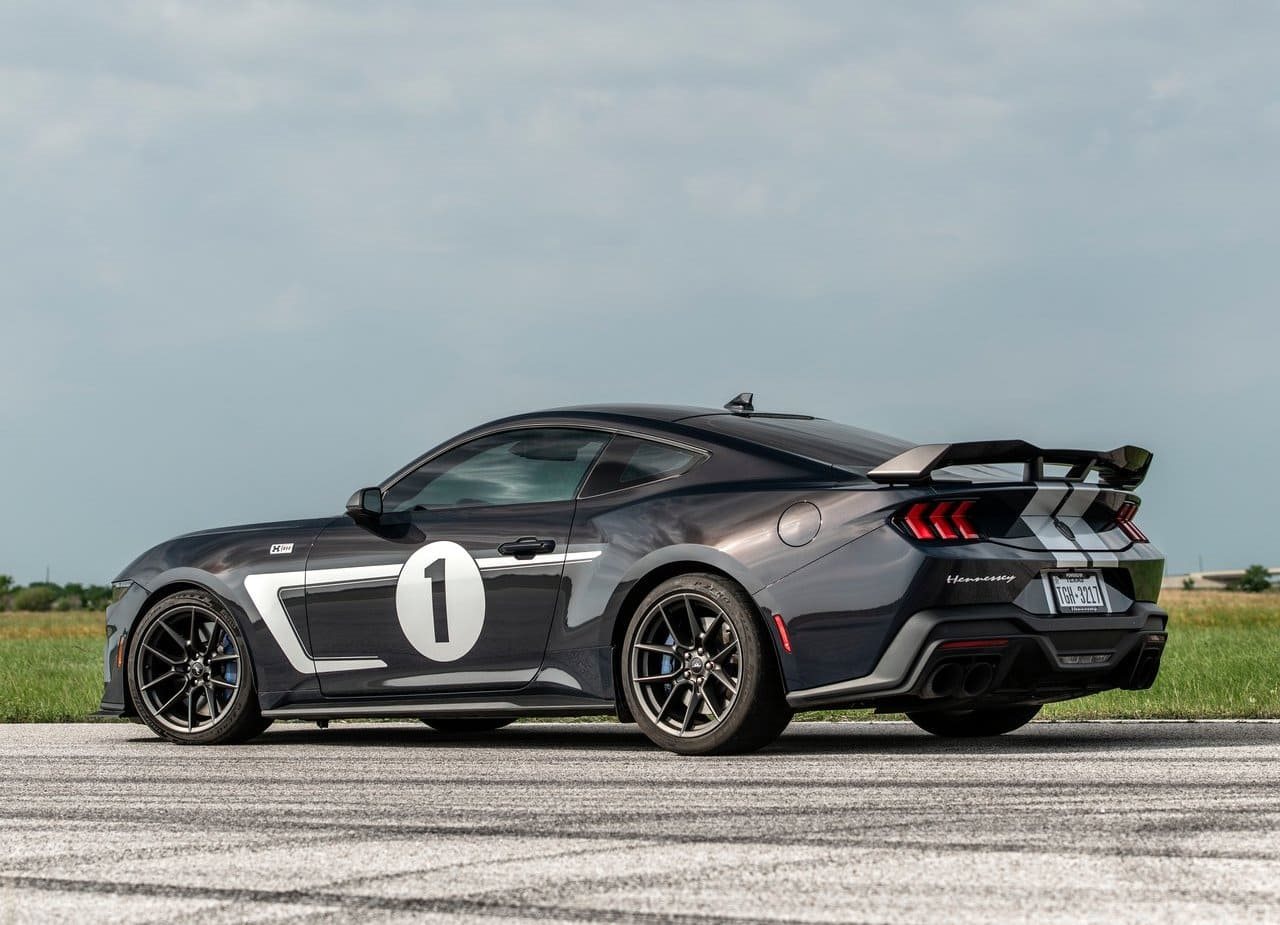 2025 - FORD MUSTANG DARK HORSE H850 BY HENNESSEY, foto 3