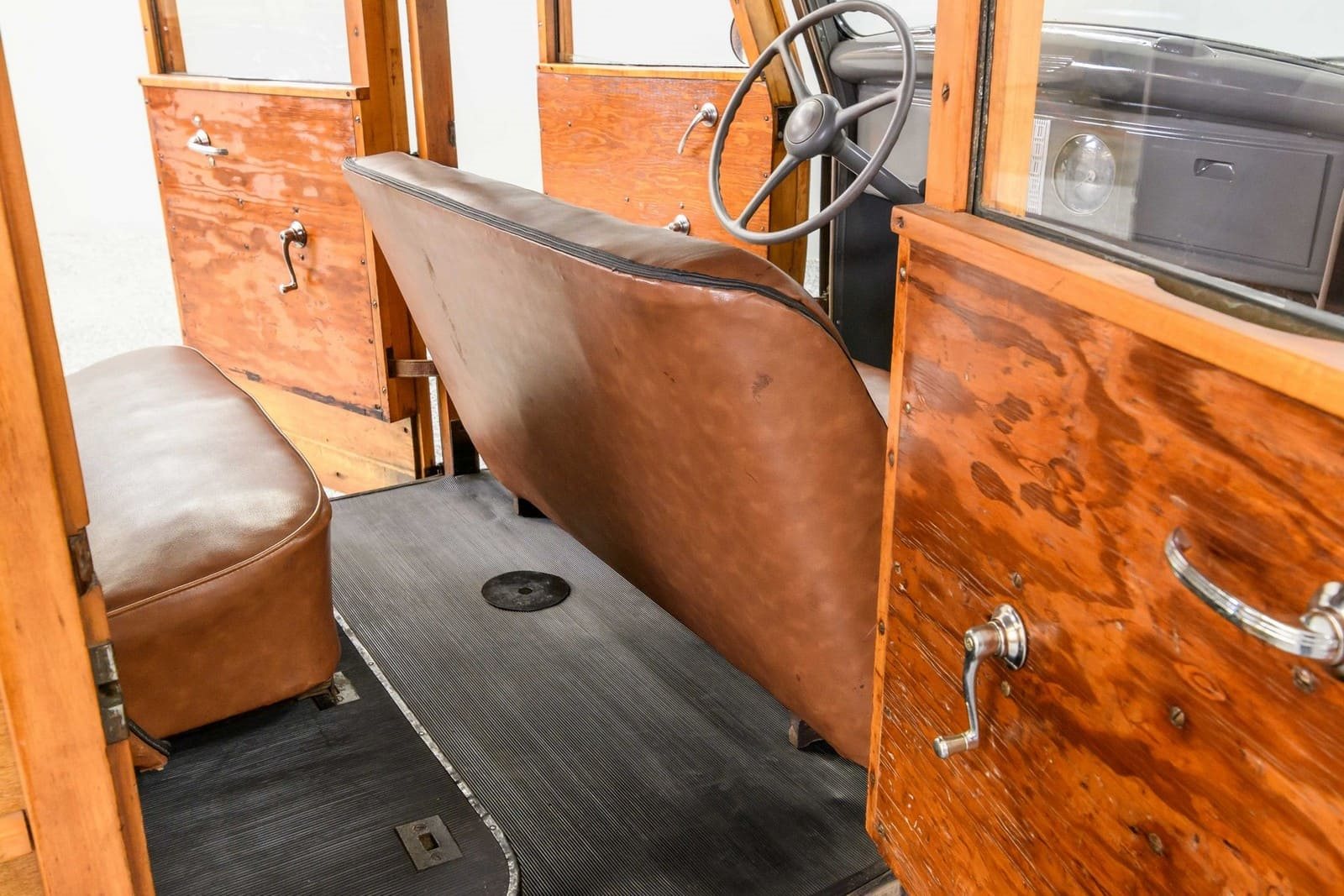 DODGE WESTCHESTER SUBURBAN WOODIE WAGON, foto 30