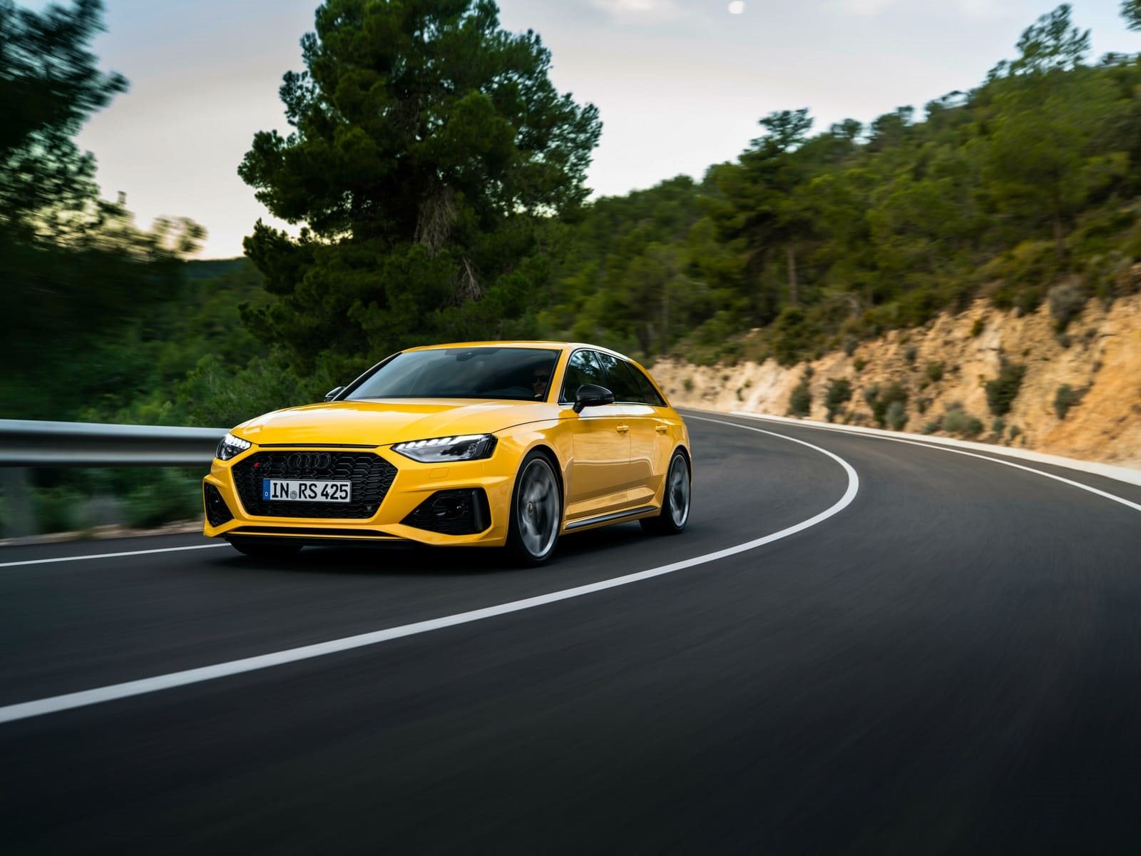 AUDI RS 4 AVANT EDITION 25 YEARS, foto 1
