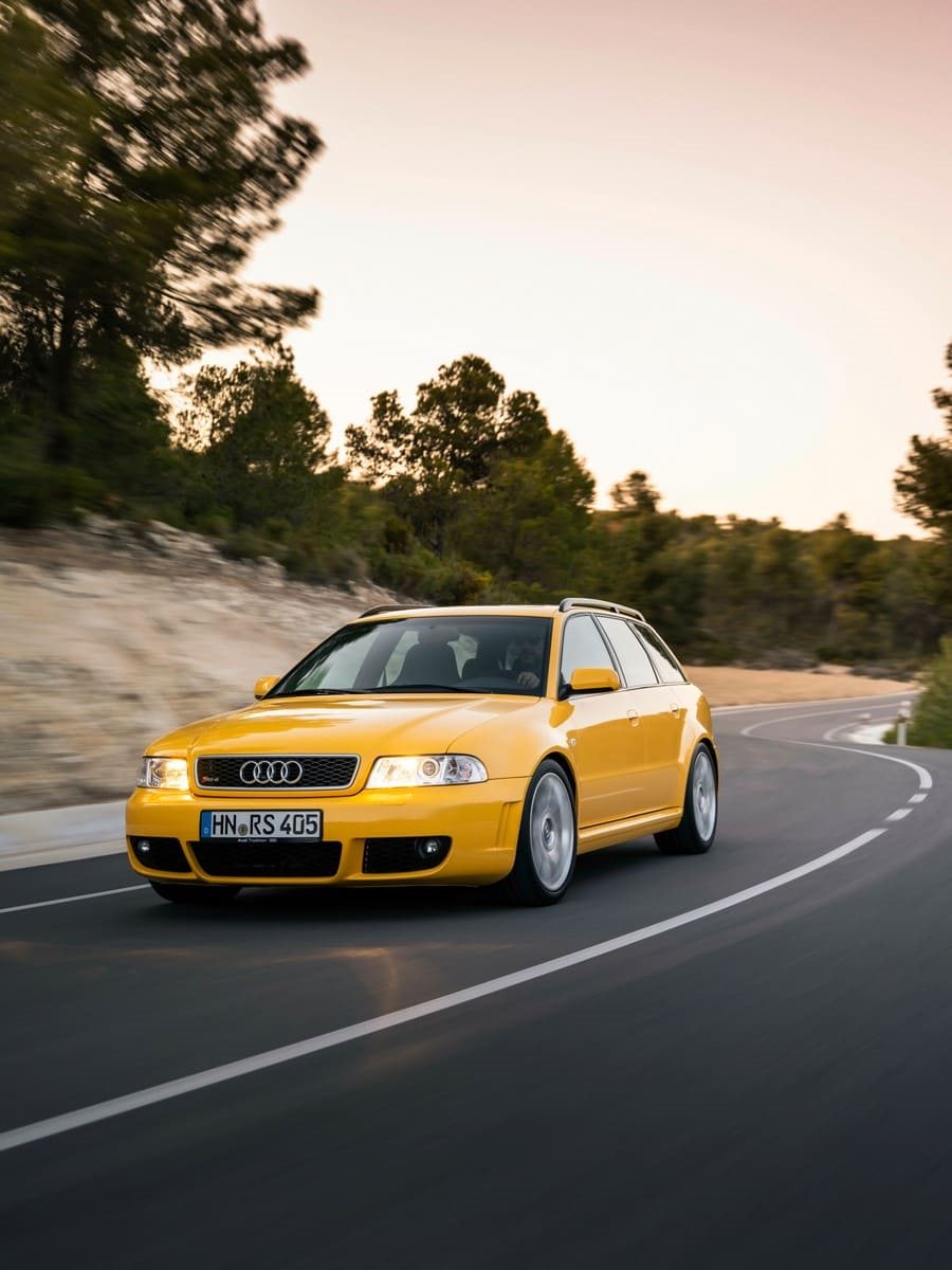 AUDI RS 4 AVANT EDITION 25 YEARS, foto 4