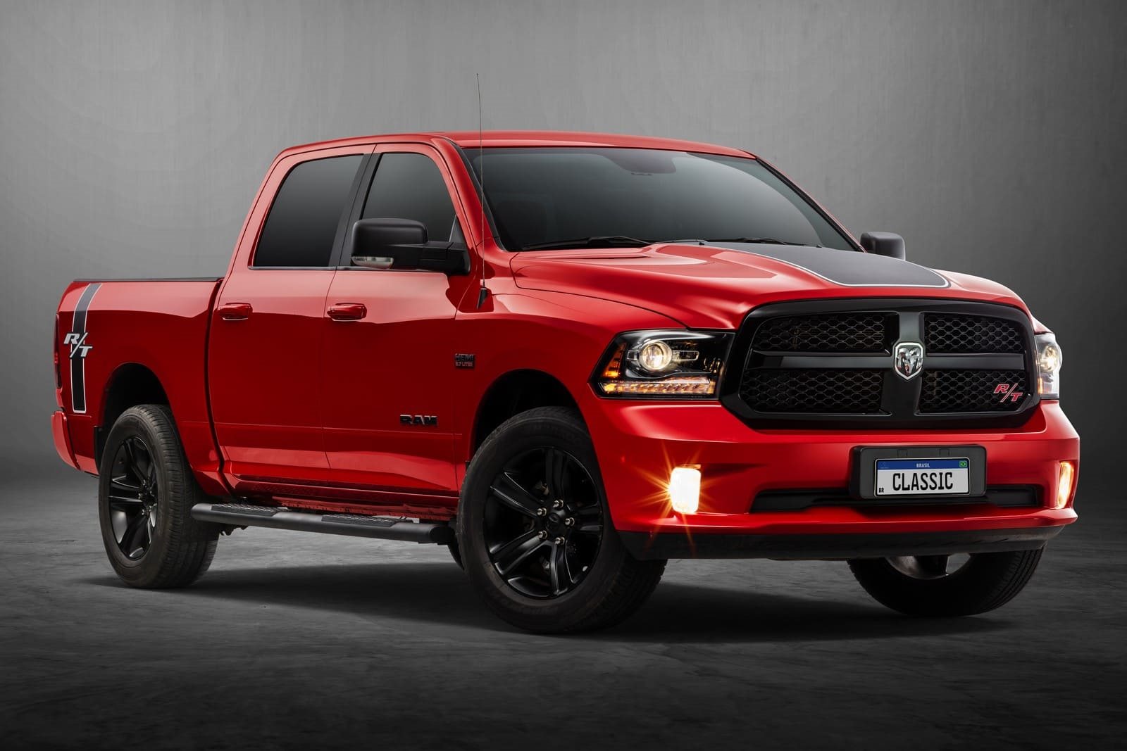 2024 - RAM CLASSIC R/T, foto 1