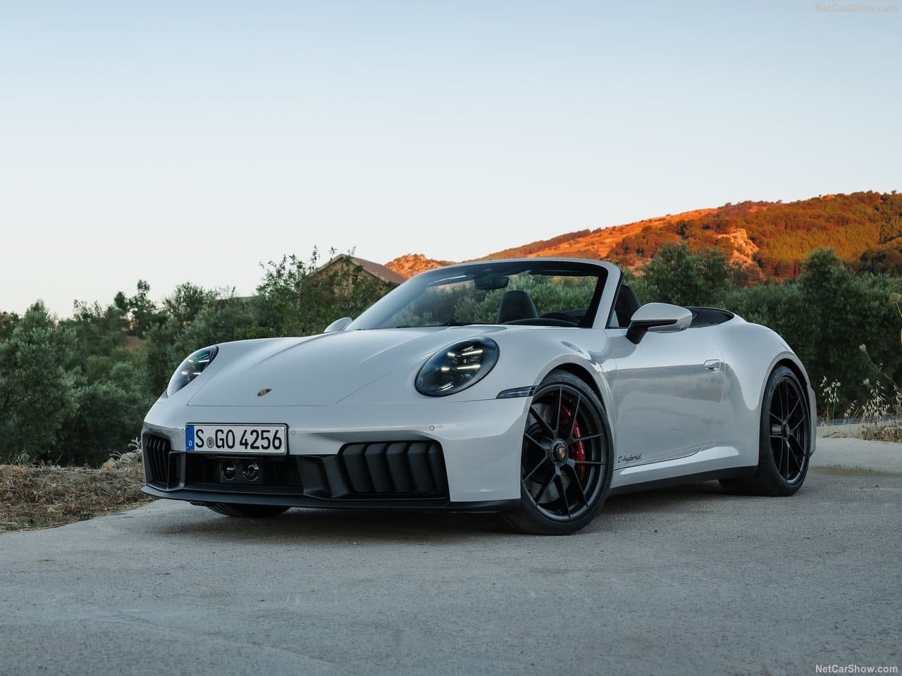 2025 - PORSCHE 911 CARRERA GTS CABRIOLET, foto 2
