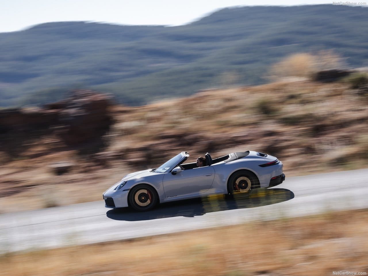 2025 - PORSCHE 911 CARRERA GTS CABRIOLET, foto 19