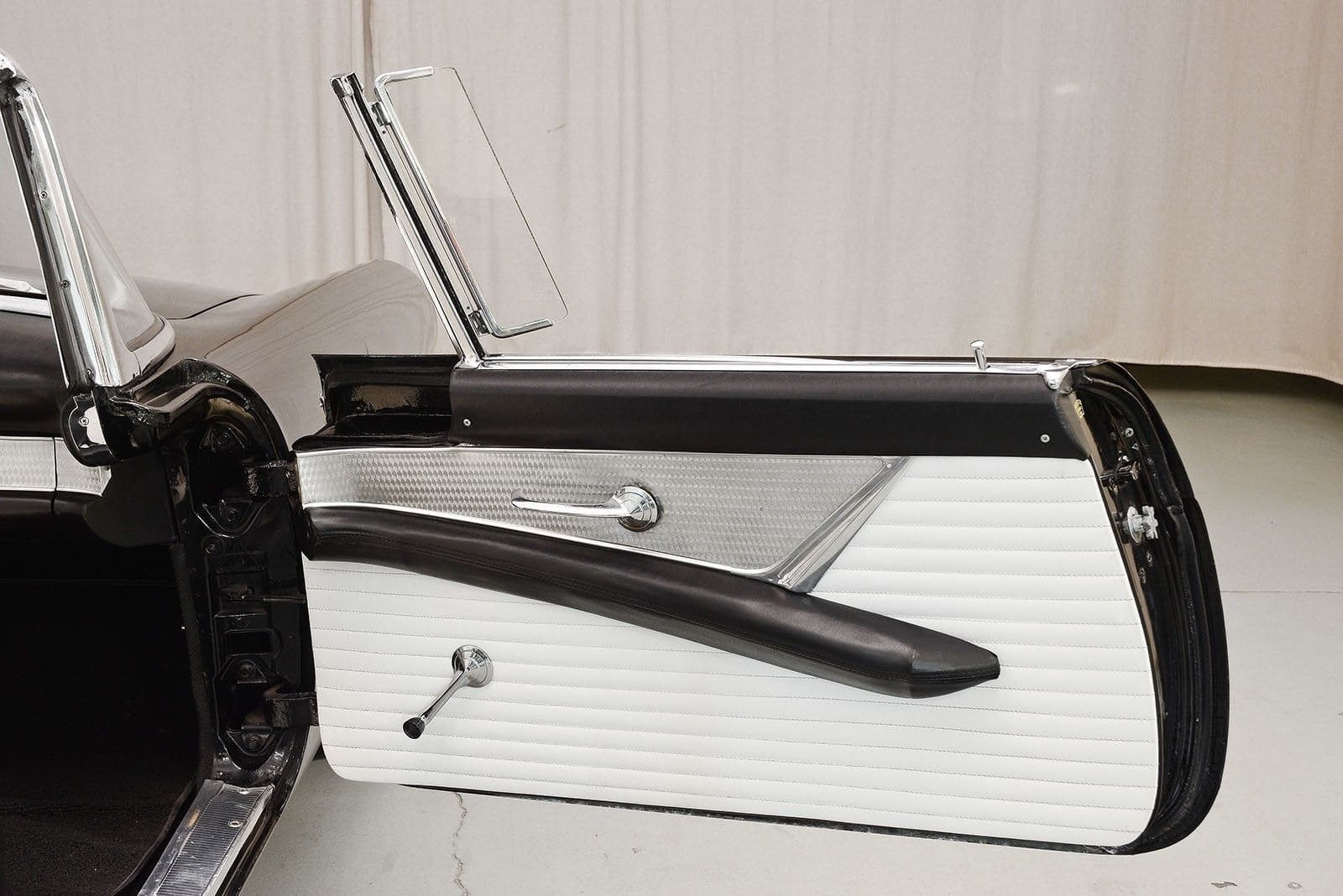 1956 - FORD THUNDERBIRD RAVEN BLACK, foto 12