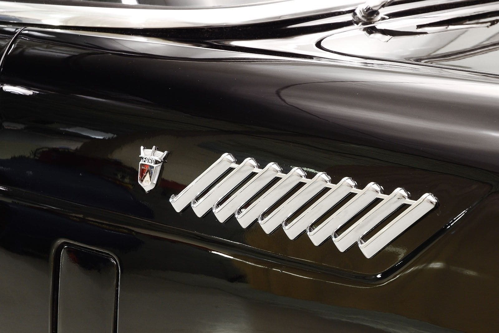 1956 - FORD THUNDERBIRD RAVEN BLACK, foto 18