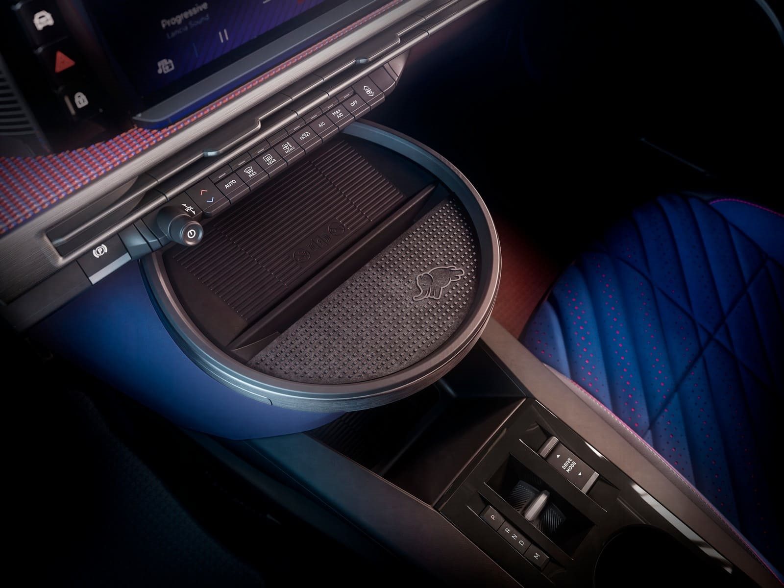 LANCIA YPSILON HF, foto 4