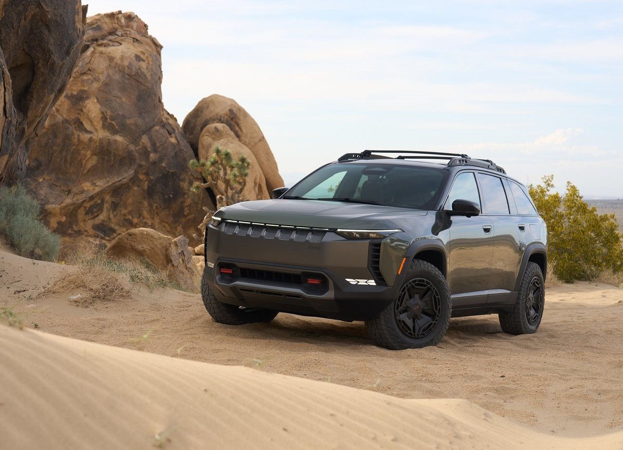 JEEP WAGONEER S TRAILHAWK CONCEPT, foto 1