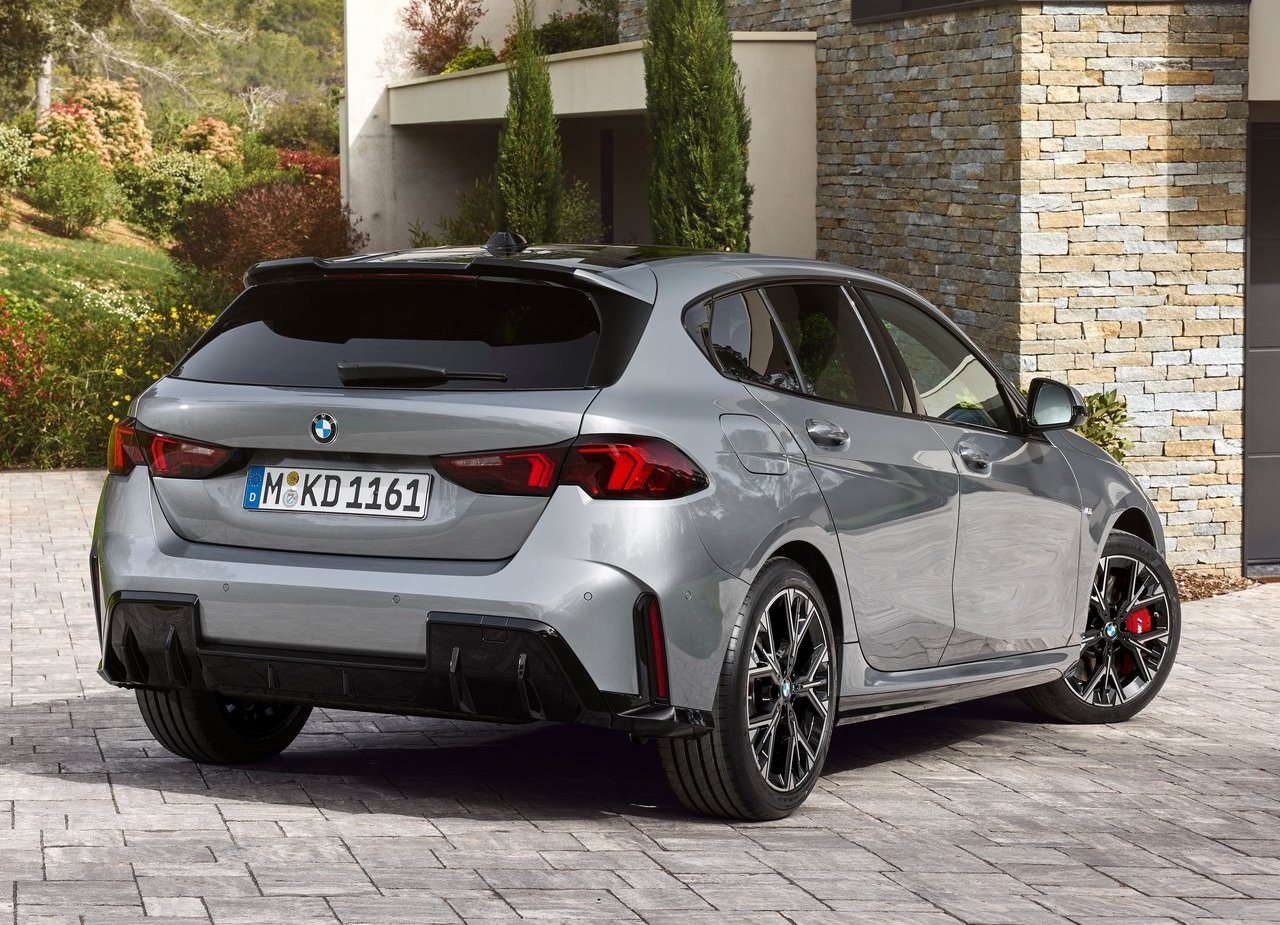 2025 - BMW 1 SERIES, foto 6