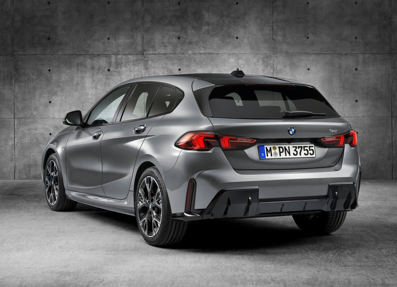 2025 - BMW 1 SERIES, foto 16