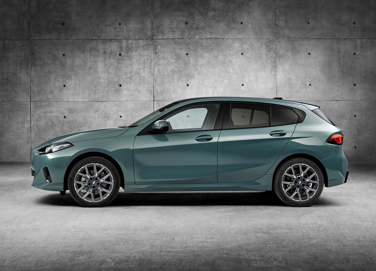2025 - BMW 1 SERIES, foto 21