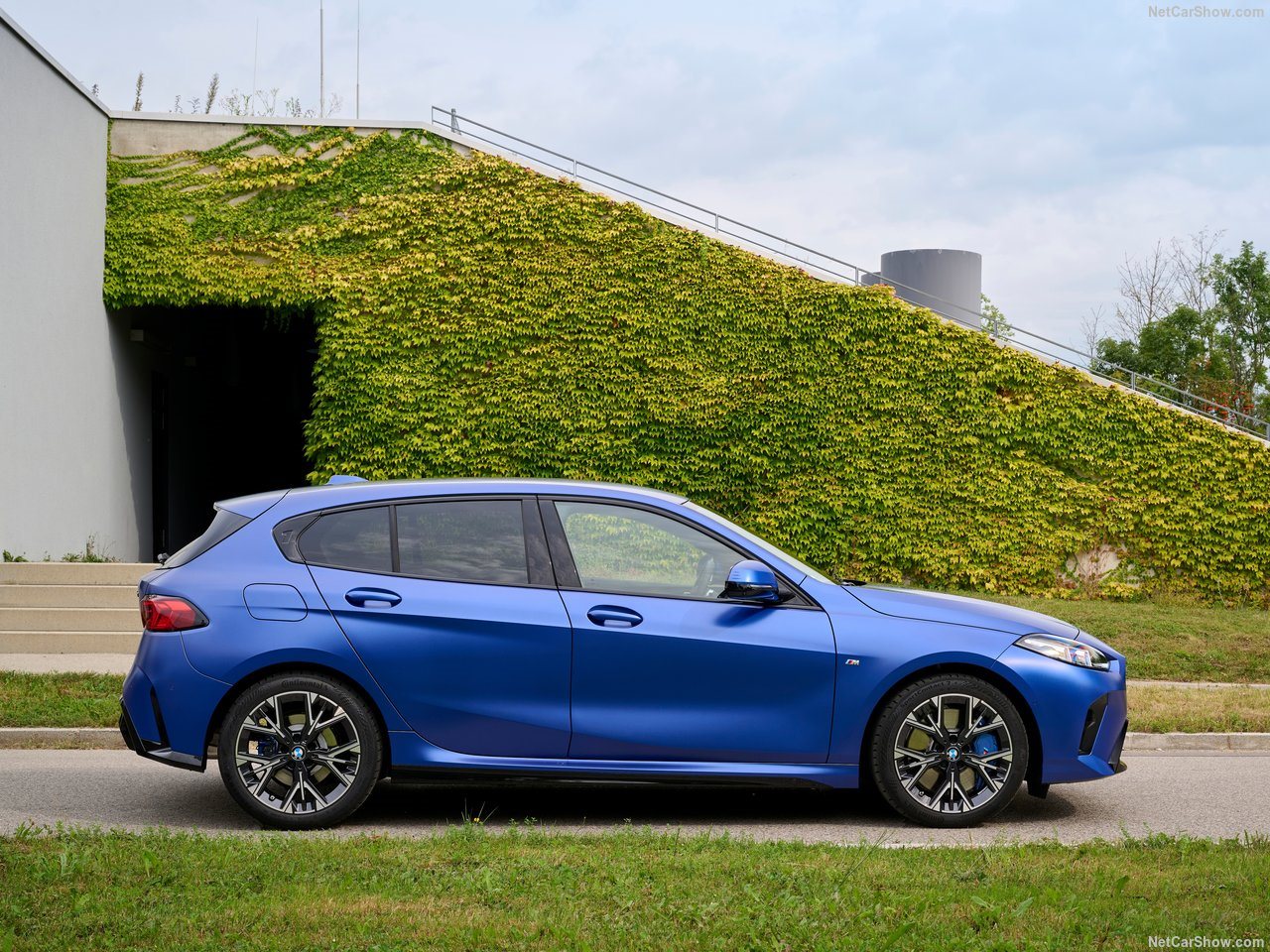 2025 - BMW 1 SERIES, foto 71