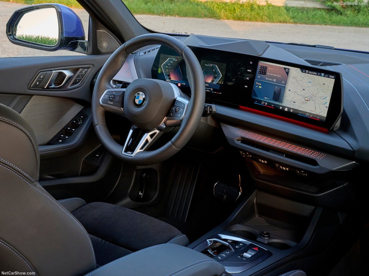 2025 - BMW 1 SERIES, foto 108
