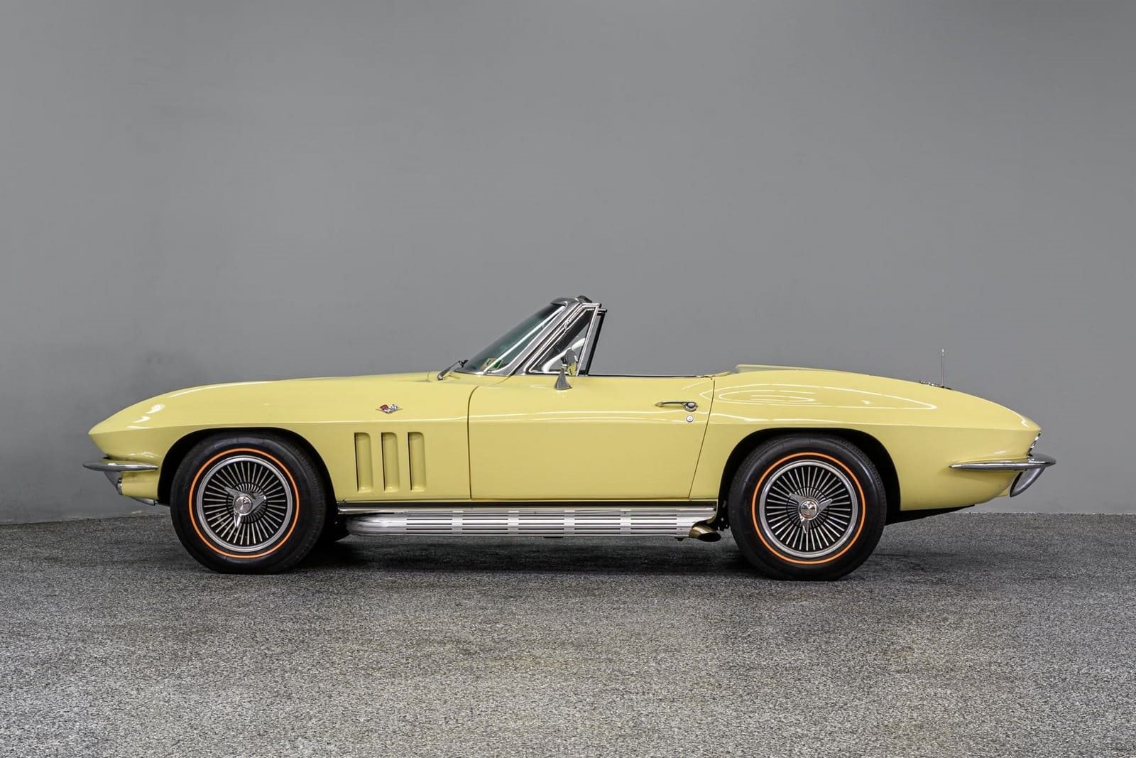 1966 - CHEVROLET CORVETTE CONVERTIBLE, foto 2