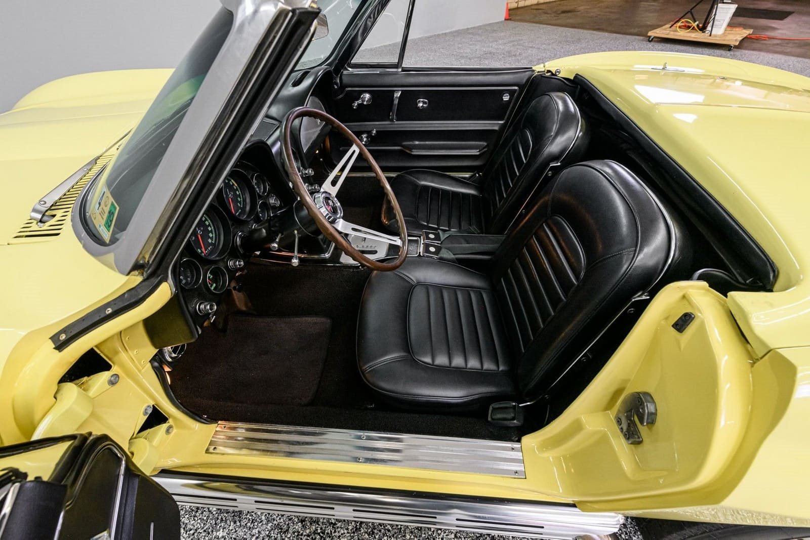 1966 - CHEVROLET CORVETTE CONVERTIBLE, foto 30