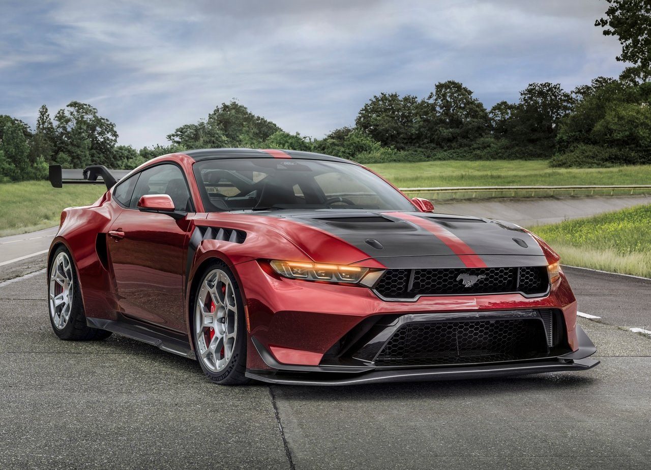 2025 - FORD MUSTANG GTD CARBON SERIES, foto 1