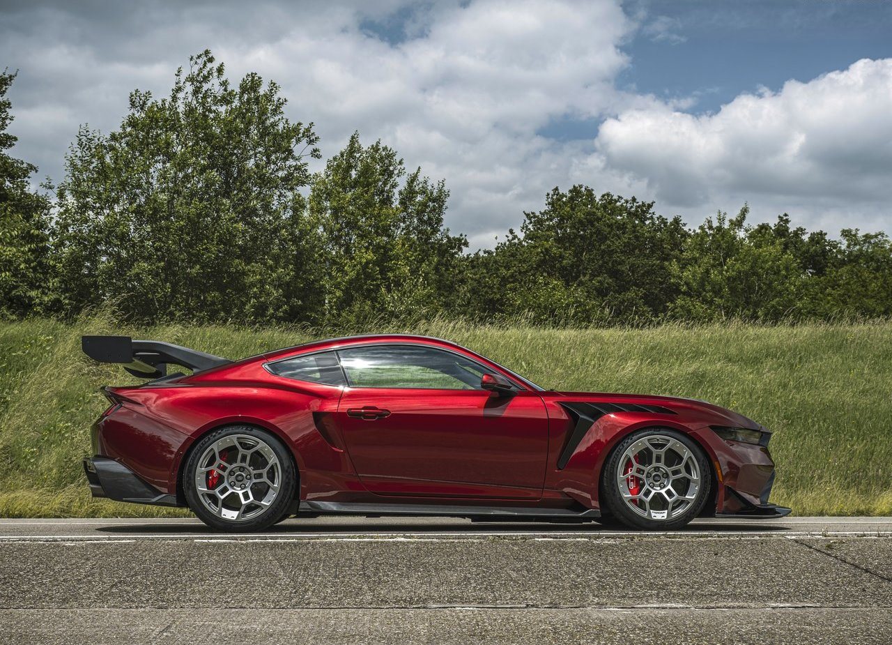 2025 - FORD MUSTANG GTD CARBON SERIES, foto 2