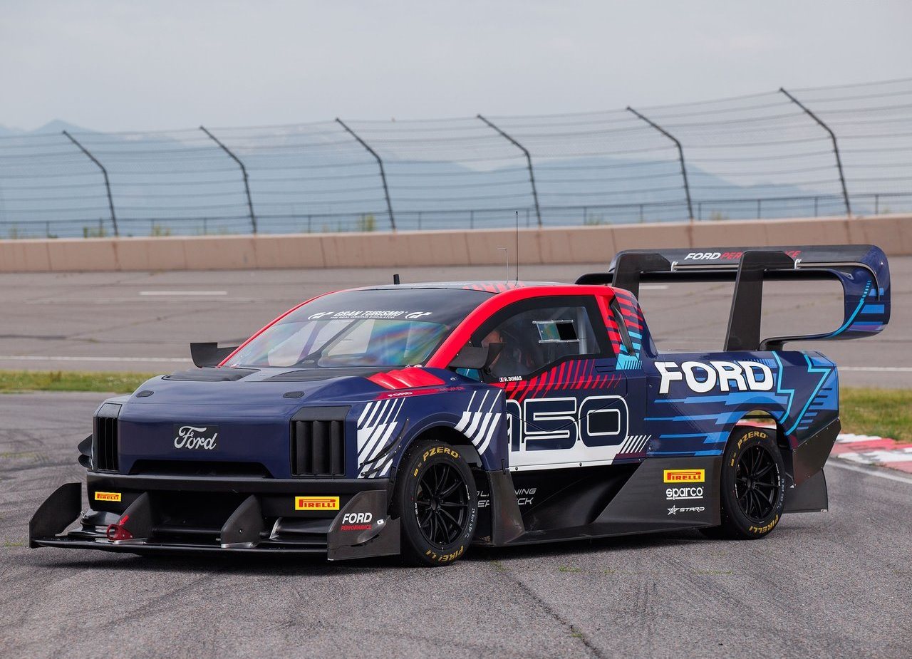 FORD F-150 LIGHTNING SUPERTRUCK CONCEPT, foto 2