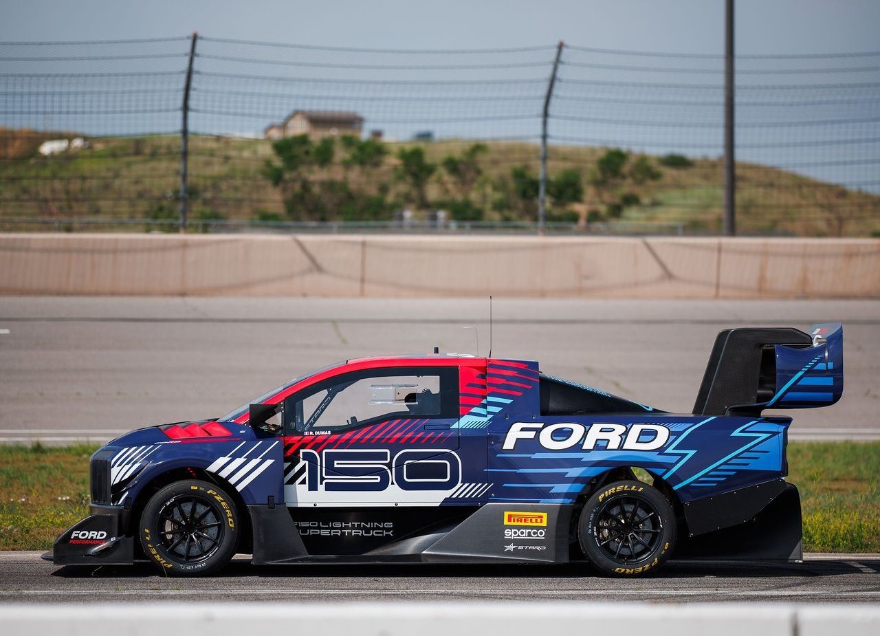 FORD F-150 LIGHTNING SUPERTRUCK CONCEPT, foto 7