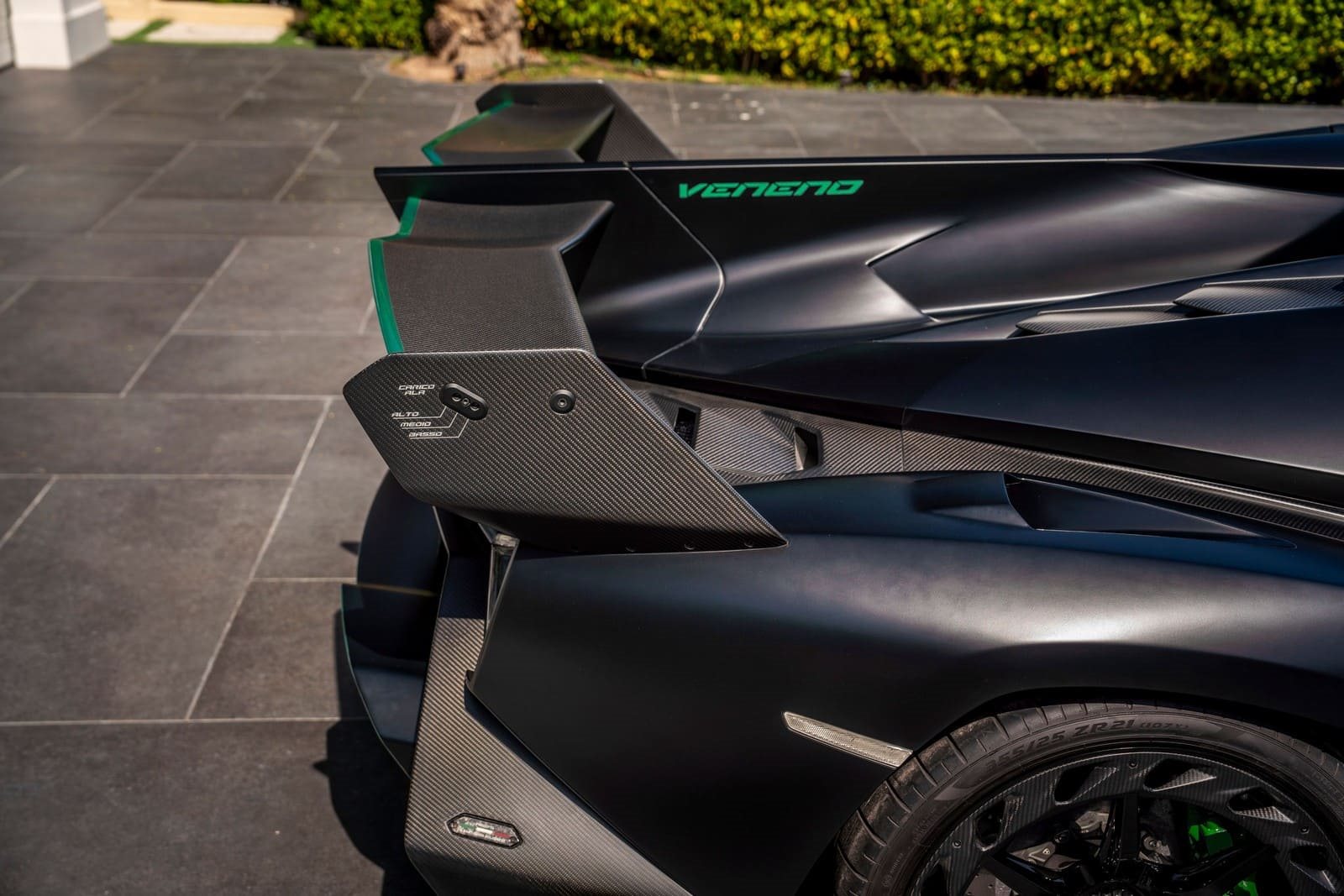 LAMBORGHINI VENENO ROADSTER, foto 28