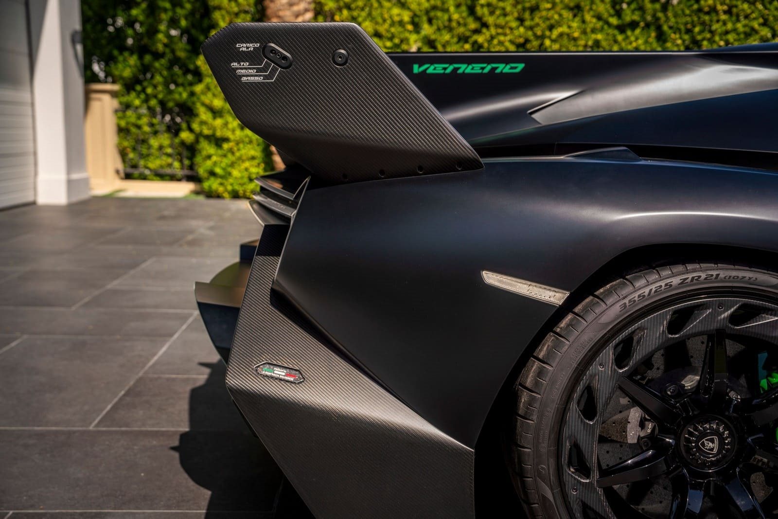 LAMBORGHINI VENENO ROADSTER, foto 29