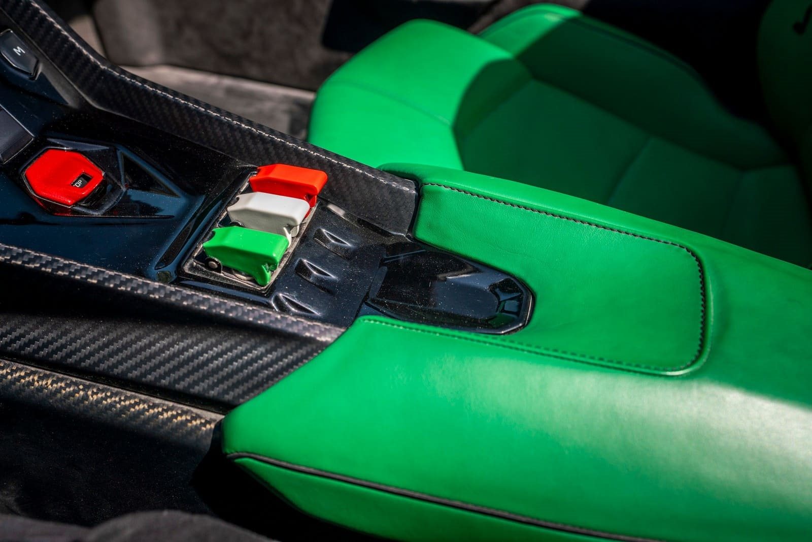 LAMBORGHINI VENENO ROADSTER, foto 98