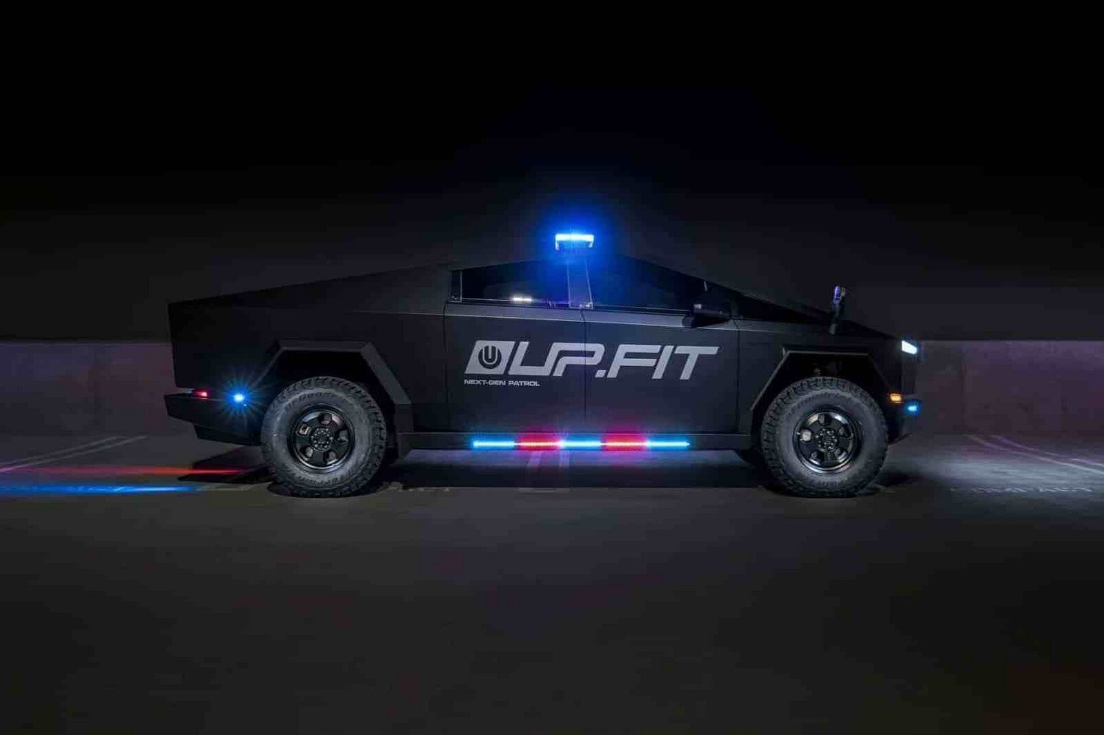TESLA CYBERTRUCK UP.FIT NEXT-GEN PATROL, foto 2