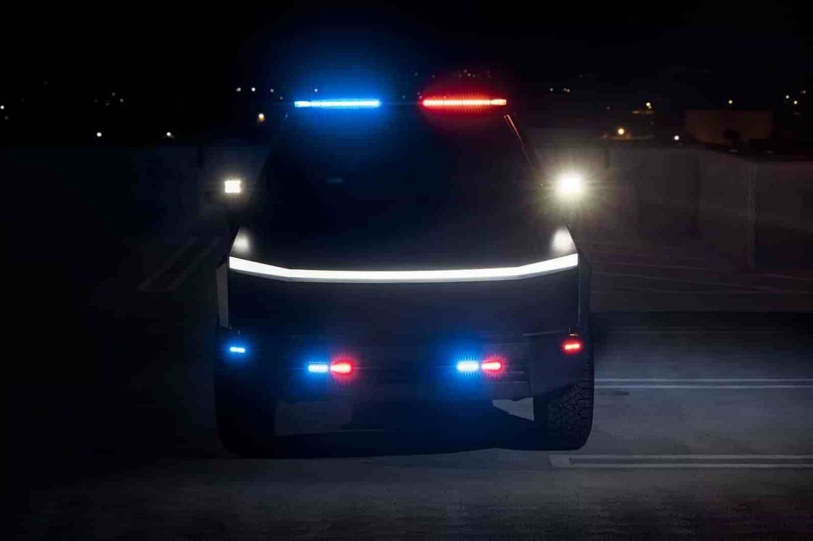 TESLA CYBERTRUCK UP.FIT NEXT-GEN PATROL, foto 7