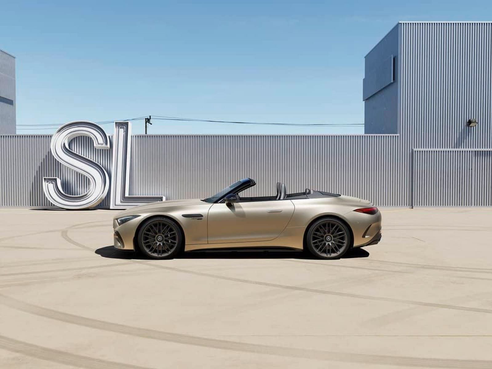 MERCEDES-AMG SL 63 MANUFAKTUR GOLDEN COAST, foto 2